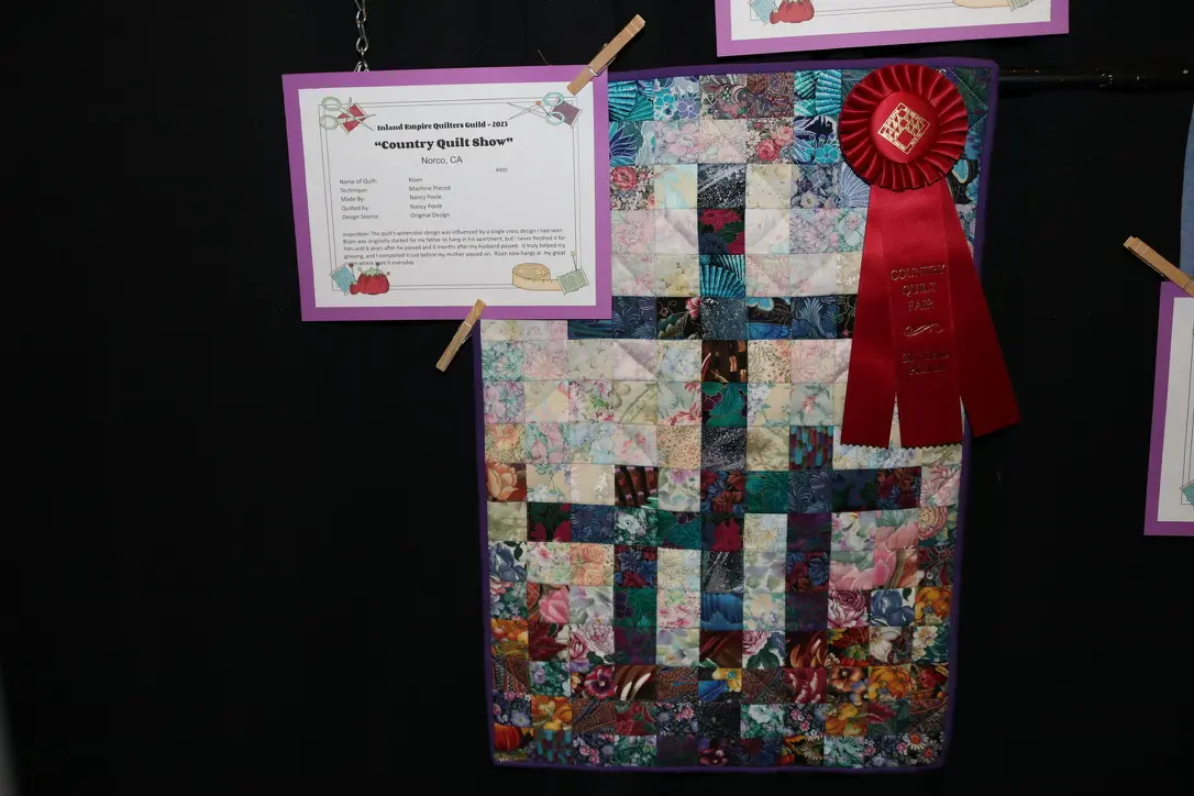 Patchwork fabric quilt